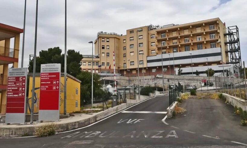 Biancavilla, servizio “cassa ticket” dell’ospedale temporaneamente sospeso: si formano 2 nuovi dipendenti