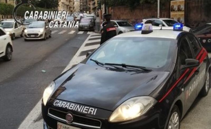 Catania, due minorenni tentano furto di una moto: ai domiciliari nel centro di via Franchetti