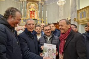 Paternò, Falcone visita la chiesa di Santa Barbara: “Progetto di 1,2 mln per la sua messa in sicurezza”