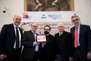 Biancavilla, Lanaia premiato a Roma per la “Sicilia dei cento dialetti”: opera vincitrice tra 500 selezionate