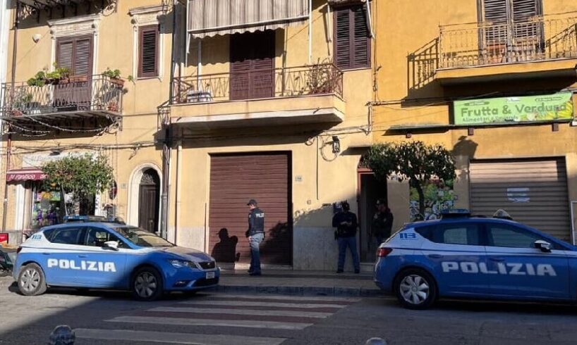 Bagheria, 17enne uccide la madre e inscena il suicidio: poi la confessione in lacrime