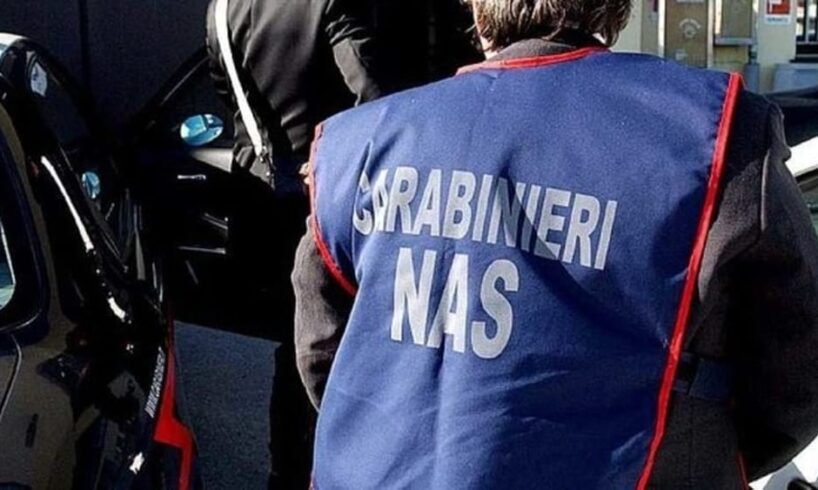 Catania, nota farmacia dava tangenti a impiegato Asp per le pratiche di dispostivi medici: misure interdittive per 9 persone