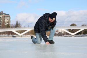 Canada, c’è troppo caldo e la più grande pista di pattinaggio rischia di non aprire