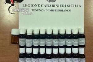 Misterbianco, 55enne nascondeva 21 flaconi di metadone nel comodino: arrestato in flagranza