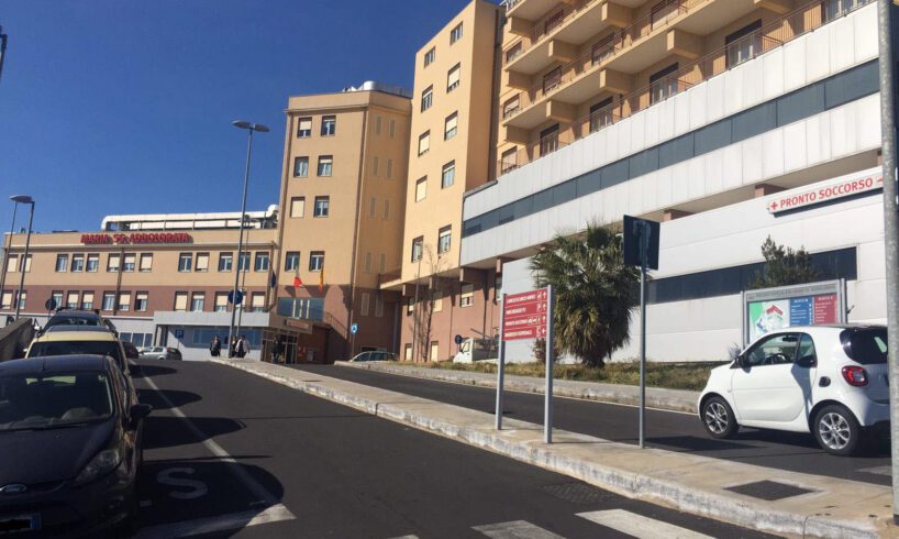 Biancavilla, di nuovo attiva la cassa ticket dell’ospedale: aperta da lunedì a venerdì 8.15-12.00