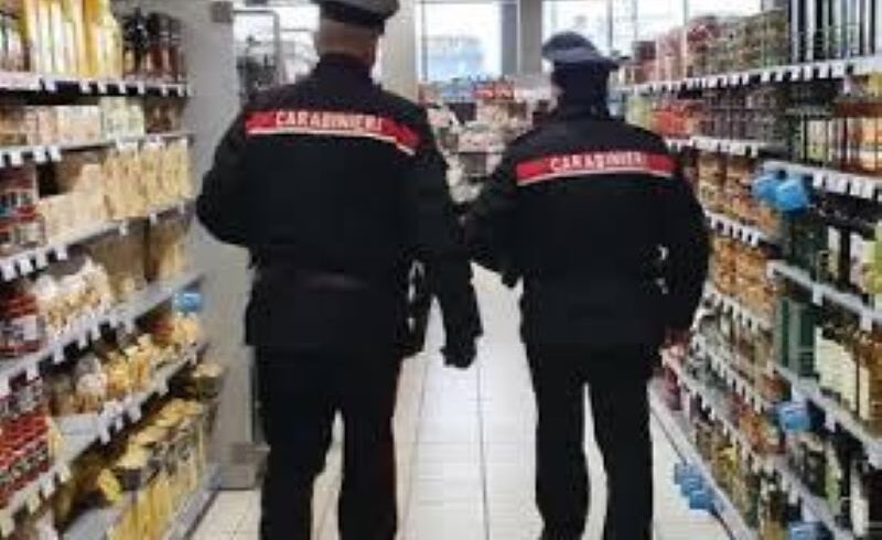 Paternò, furto nella notte al supermercato di viale dei Platani: asportati salumi e formaggi