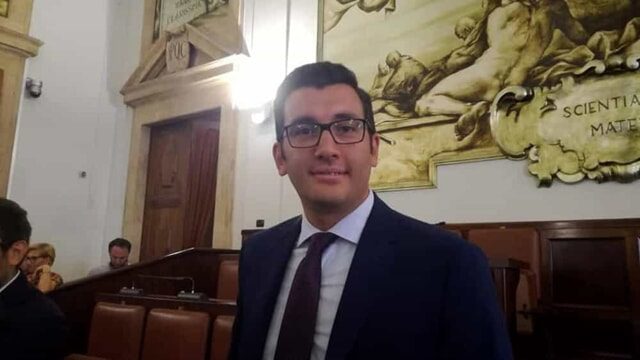 Catania, M5S propone Bonaccorsi come candidato sindaco dopo la rinuncia di Abramo