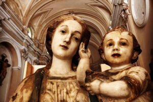 Paternò, avviato il restauro della Madonna della Catena: nella chiesa del Carmine