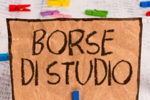 Paternò, il Pd denuncia: “Borse di studio per giovani studenti bloccate dall’amministrazione”