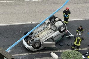 Gravina di Catania, incidente autonomo: Muore una donna