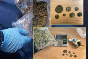 Bronte, la “super cocaina” nascosta nell’auto e a casa marijuana e monete antiche: in manette 29enne e 48enne