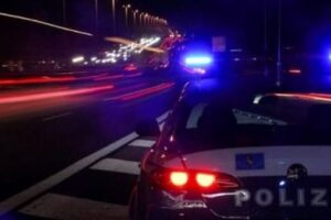 Adrano, 17enne in auto fugge all’Alt della Polizia e si fa inseguire: sanzioni per 5 mila euro