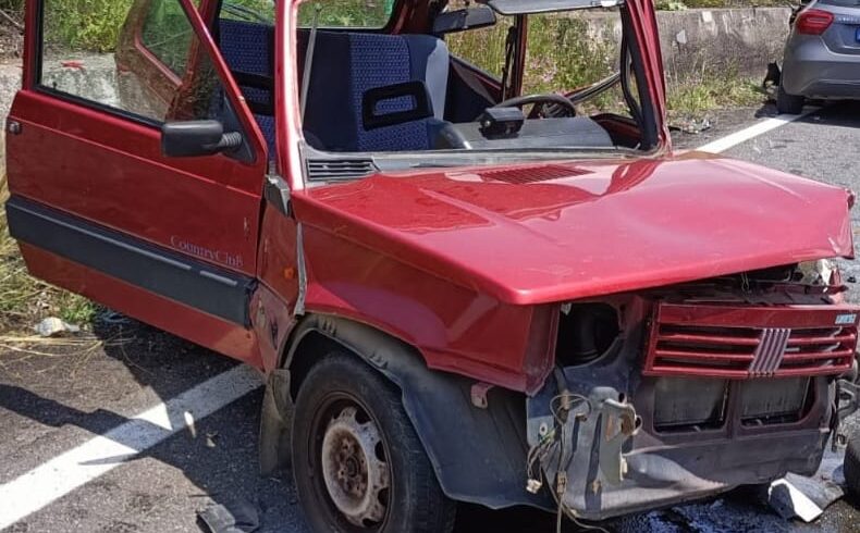 Maletto, scontro tra auto sulla SS 284: due feriti in ospedale