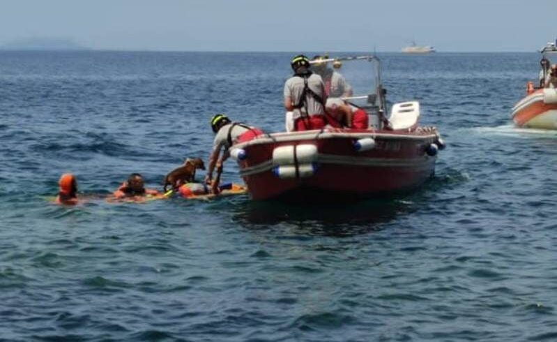 Aci Castello, recuperato il cadavere di un 50enne davanti al lido Bellatrix: nel pomeriggio la segnalazione