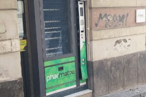 Paternò, ladri-vandali prendono di mira 2 distributori automatici