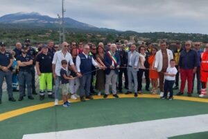 Ragalna, in via Dello Stadio inaugurata l’elipista: nell’area attrezzata della Protezione civile