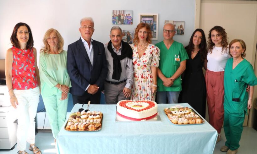 Catania, una torta a forma di cuore per festeggiare il trapiantato Salvatore: cerimonia al ‘Cannizzaro’