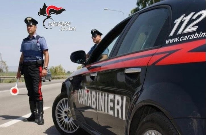 Tremestieri Etneo, cattiverie e violenze contro la madre: 44enne in carcere per maltrattamenti ed estorsione