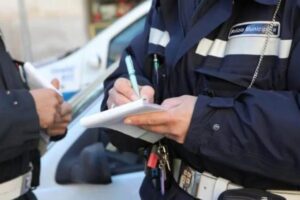 Belpasso, ispettore di Polizia municipale aggredito dopo un verbale: la condanna del sindaco