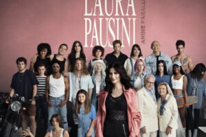 Le ‘Anime Parallele” di Laura Pausini: nell’album di inediti anche un brano della serie “I Leoni di Sicilia”