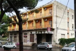 Paternò, occasione perduta. L’Albergo Sicilia venduto e basta.