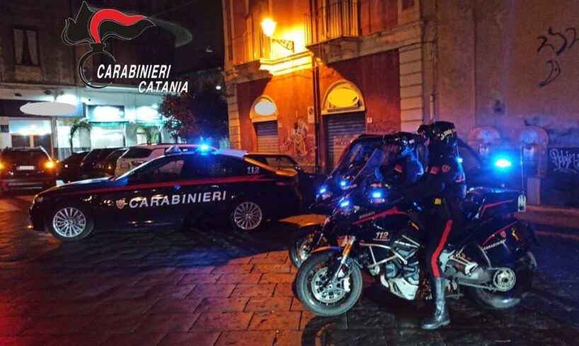 Catania, in due su una Twingo rubata nel quartiere San Berillo: denunciati