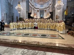 Da Adrano alla Cattedrale di Catania folla di fedeli per l’ordinazione presbiterale di Alfredo Caruso: l’omelia dell’Arcivescovo