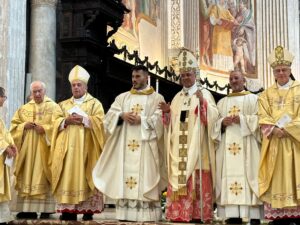 Da Adrano alla Cattedrale di Catania folla di fedeli per l’ordinazione presbiterale di Alfredo Caruso: l’omelia dell’Arcivescovo