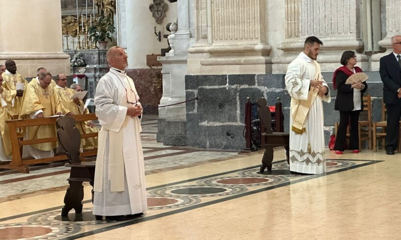 Catania, Chiesa in festa per i due nuovi presbiteri Caruso e Scamporrino: “Degni della vita sacerdotale”