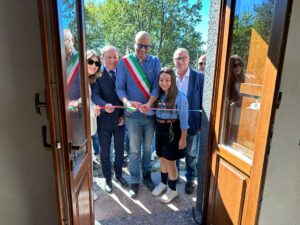 Biancavilla, inaugurata la ‘Casermetta’ nel Parco dell’Etna: punto d’approdo e ripartenza verso il Vulcano