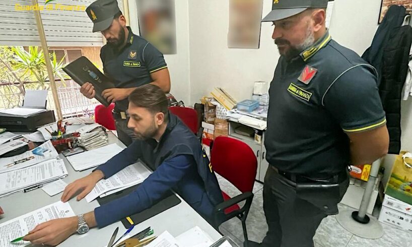 Catania, GdF sequestra 1 milione a proprietario di supermercati per omessa dichiarazione fiscale