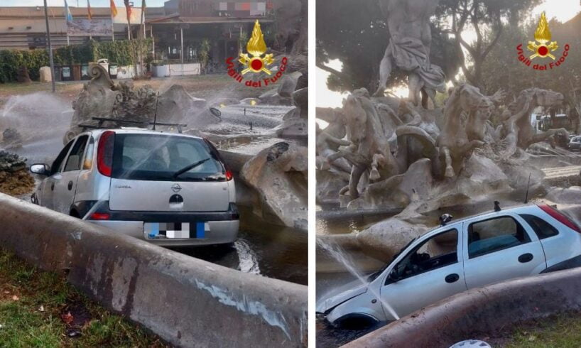 Catania, auto dentro la Fontana di Proserpina: donna di 58 anni salvata dai Vigili del fuoco