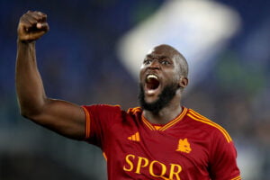 Calcio, il giorno di Lukaku: per Inter-Roma vietati i fischietti di protesta contro l’ex attaccante nerazzurro