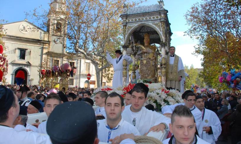 Paternò festeggia Santa Barbara: l’omaggio dei cittadini alla Patrona