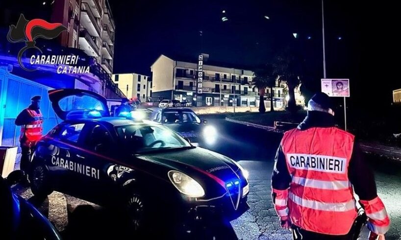 Paternò, controlli intensificati per la festa di Santa Barbara: multe per 8 mila euro e droga sequestrata