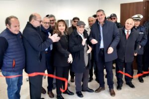 Bronte, inaugurato il nuovo ambulatorio veterinario: microchip ai cani e anche piccoli interventi chirurgici