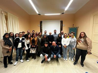 Adrano, 80 ragazzi coinvolti nel progetto “Giovani è Città”: gestire meglio le sfide della vita