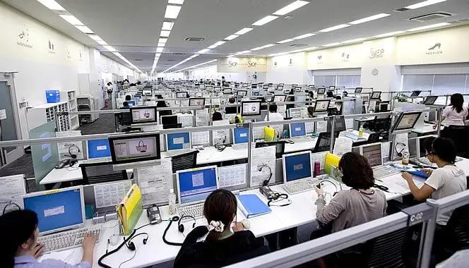 Paternò, bancarotta call center ‘Qè’: GdF sequestra 700 mila euro a imprenditore Argenterio