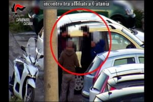 Catania, blitz ‘Leonidi’ per sventare un omicidio: faida tra i clan rivali “Ercolano-Santapaola” e “Cappello-Bonaccorsi” (VIDEO)