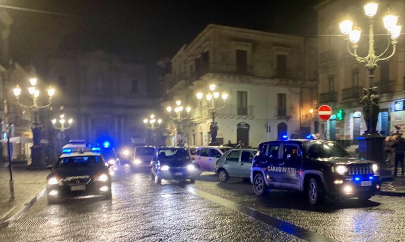 Paternò: “Rubano un’auto in piazza” ma i controlli danno esito negativo