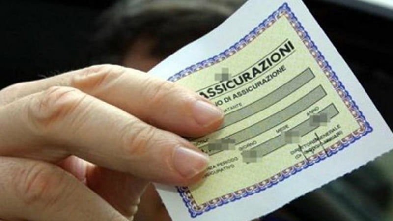 Catania, l’assicurazione online vantaggiosa era una truffa: denunciato 29enne della provincia di Latina