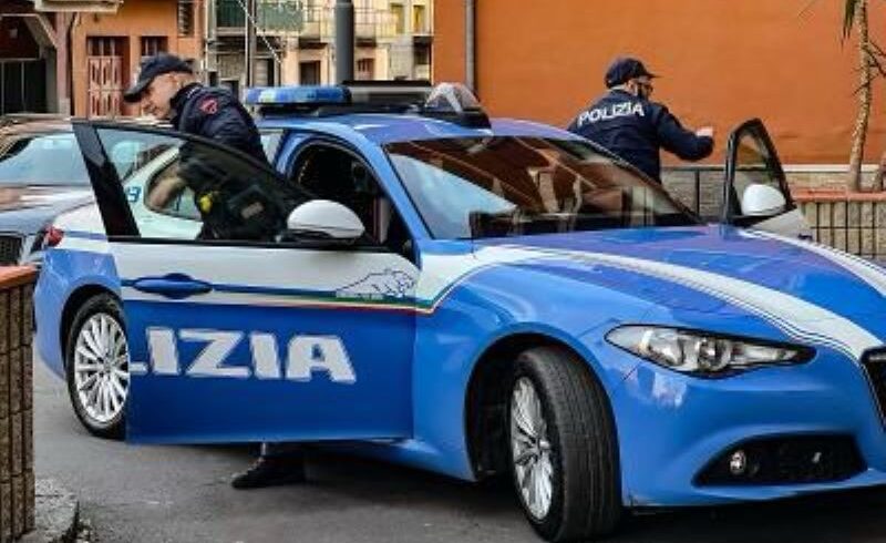 Adrano, 45enne colto da malore salvato dai poliziotti