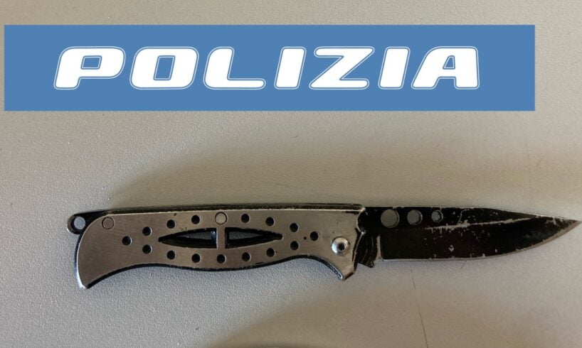 Adrano, in auto con un coltello a serramanico e senza assicurazione: 48enne denunciato