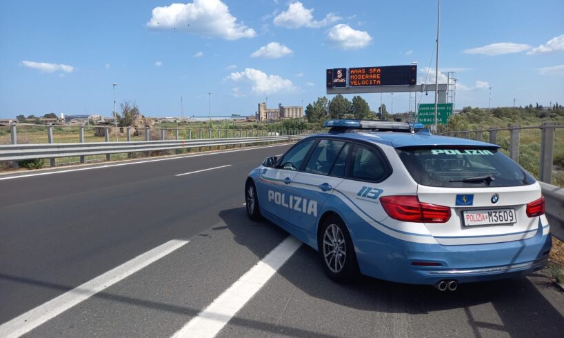 Catania, 19enne neopatentato zigzagava ubriaco con l’auto sulla Tangenziale Ovest: denunciato e patente ritirata