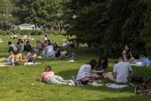 Meteo, l’anticiclone ‘Narciso’ porta bel tempo al Centro-Sud e anche al Nord: temperature vicine ai 30 gradi