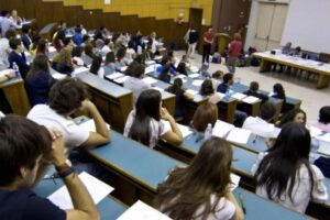 Università di Catania, primato negativo per la facoltà di medicina: analisi QS 2024 le assegna la maglia nera