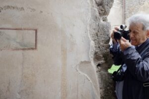 Addio al fotografo Giuseppe Leone: raccontò per immagini una Sicilia che non c’è più