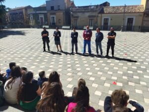 S. M. di Licodia, gli studenti del ‘Don Bosco’ a lezione di legalità e rugby: progetto promosso dalla Polizia di Stato