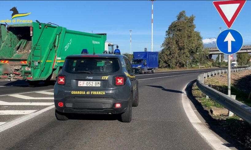 Catania, rifiuti di dubbia provenienza confusi con quelli normali per favorire gli imprenditori: misure cautelari per 7 persone