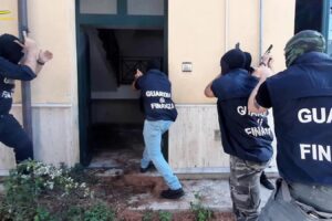 Sciacca, appalti pubblici infiltrati dalla mafia: 7 arresti